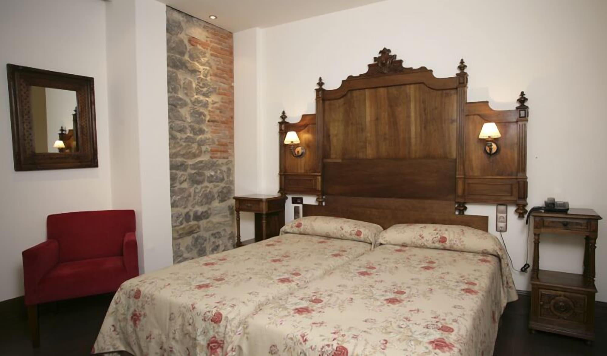 Hotel Balneario La Hermida Exterior photo